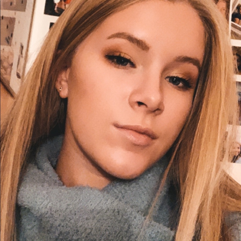 Meet your Posher, Halle